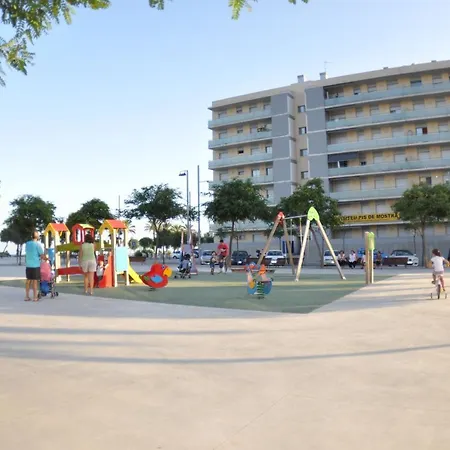 Badalona Beach Apartment Apartment