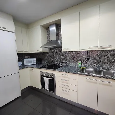Badalona Beach Apartment Apartment *